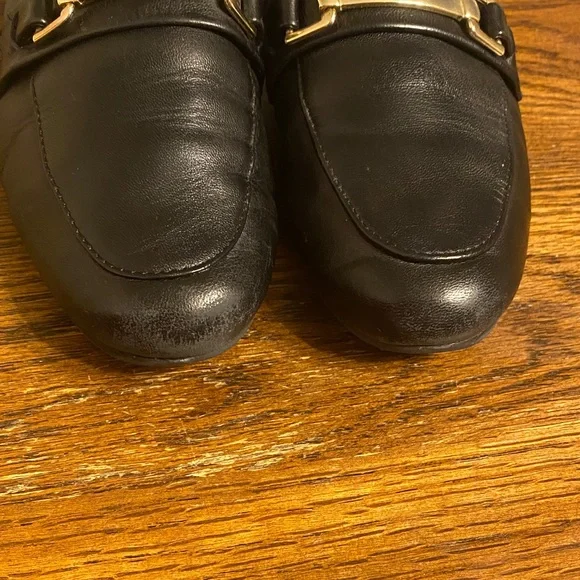 Steve Madden Black Slip-On Shoes with Gold Detail - Picture 8 of 8